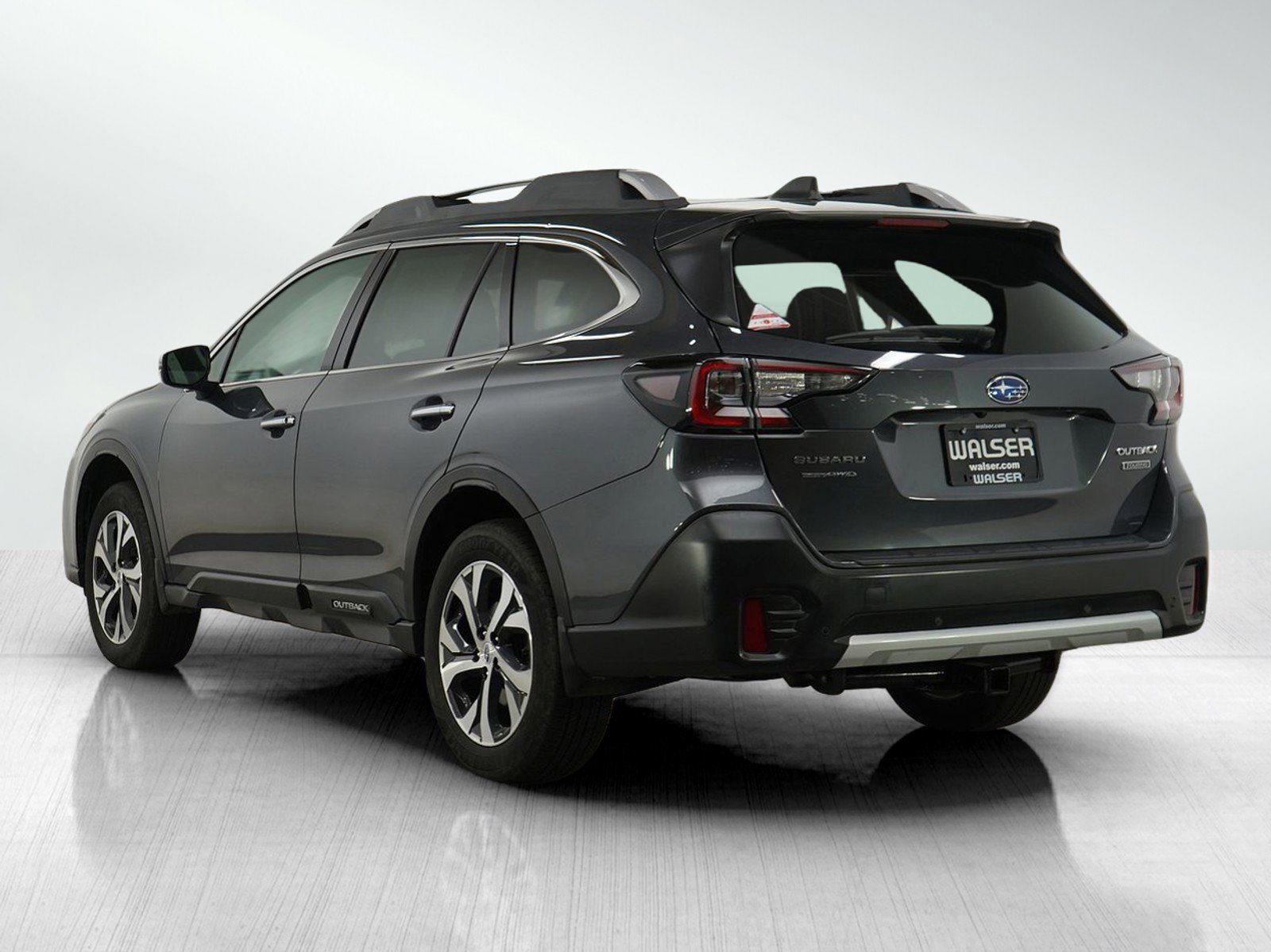 Used 2020 Subaru Outback Touring w/ Popular Package #2 image 3