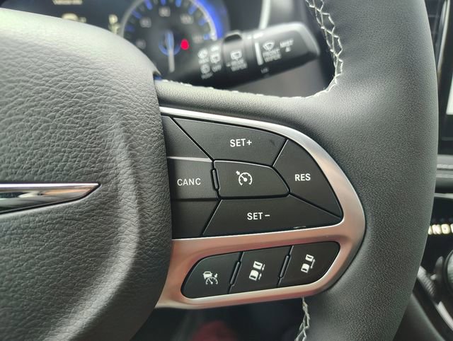 New 2026 Chrysler Pacifica Select image 18