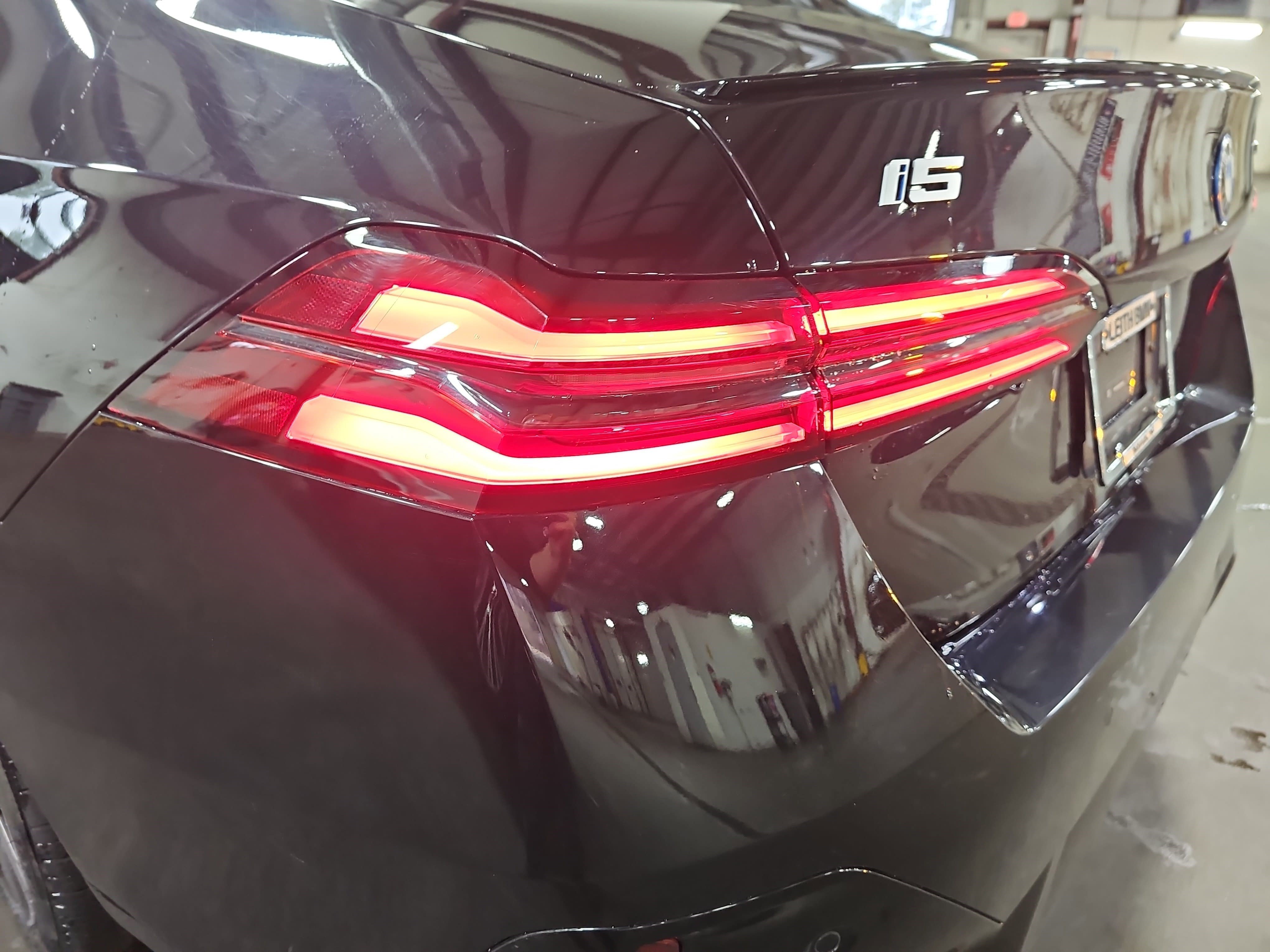 Certified 2025 BMW i5 eDrive40i w/ M Sport Package image 37