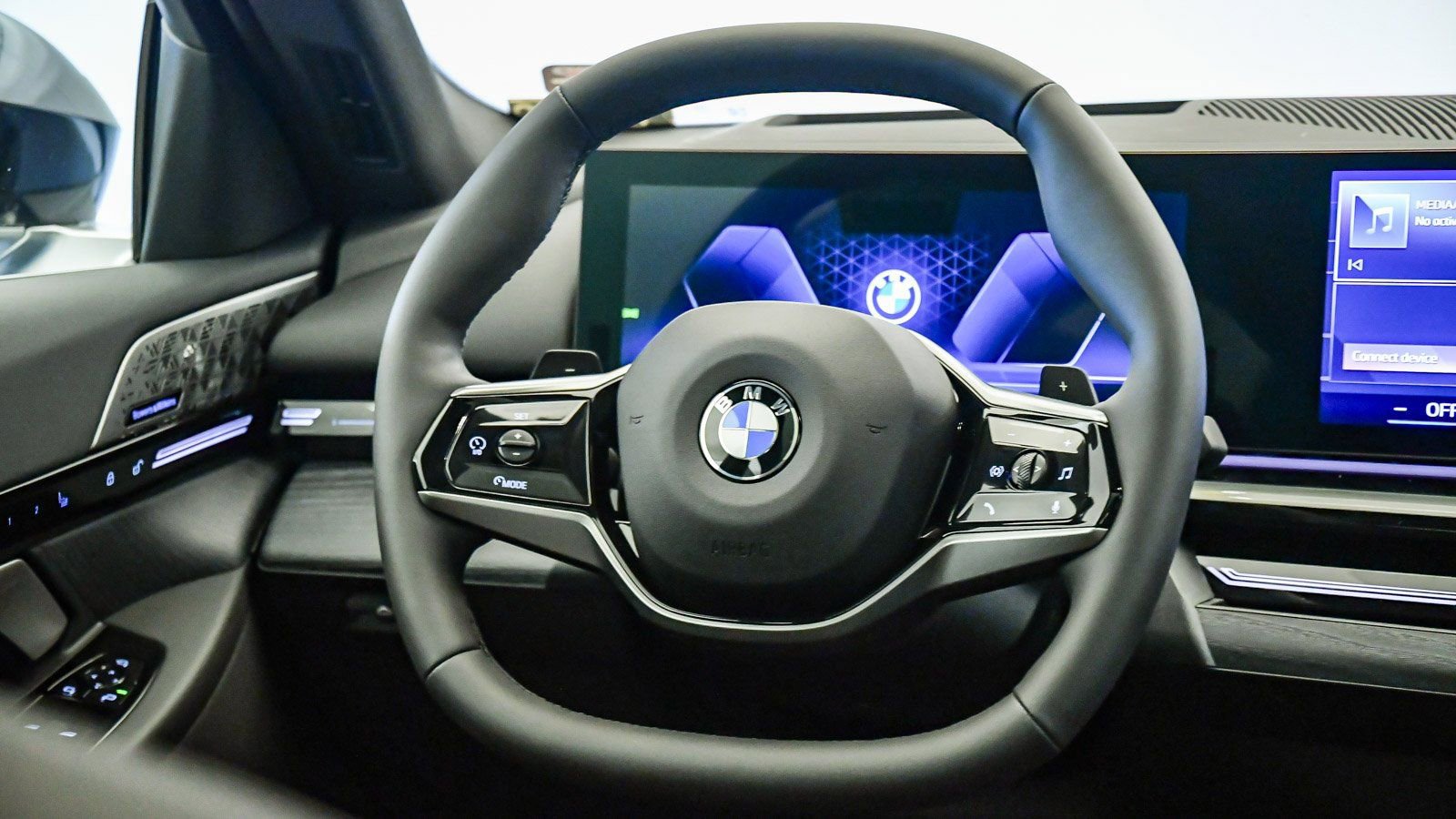New 2026 BMW 530i RWD image 13