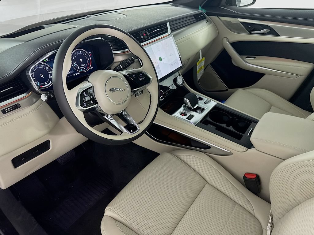 New 2026 Jaguar F-PACE R-Dynamic S AWD/4WD image 9