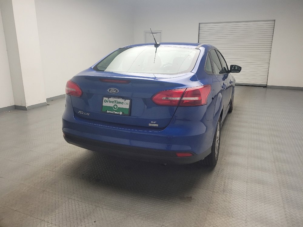 Used 2018 Ford Focus SE w/ Cold Weather Package FWD image 7