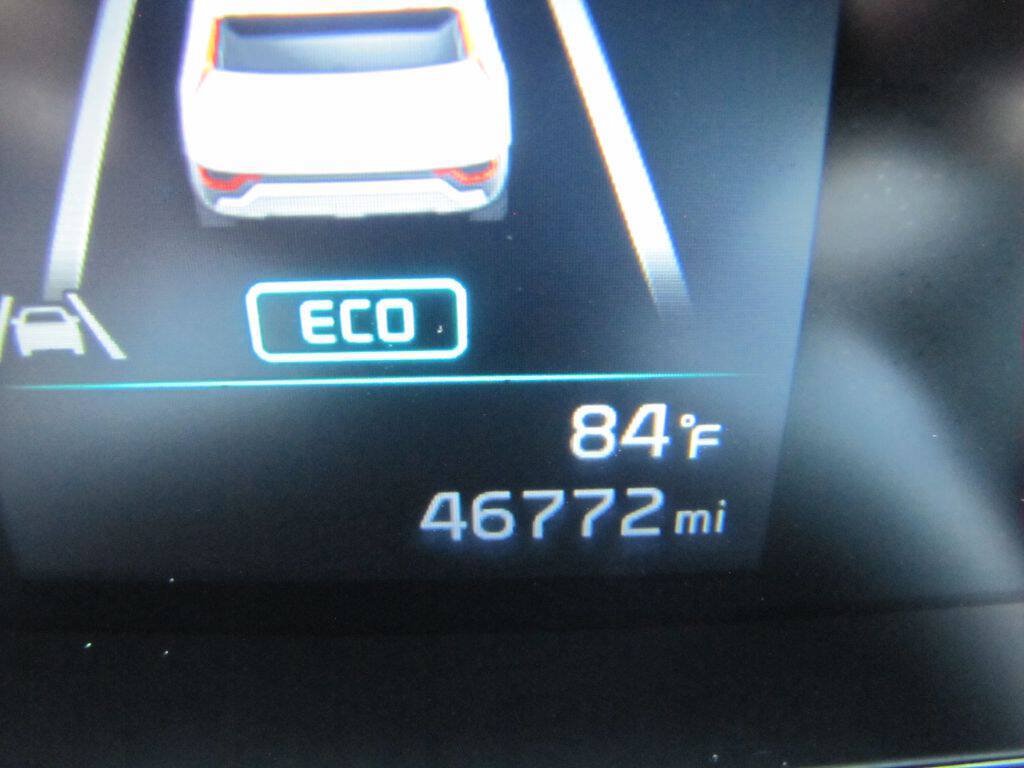 Used 2024 Kia Niro LX FWD image 30