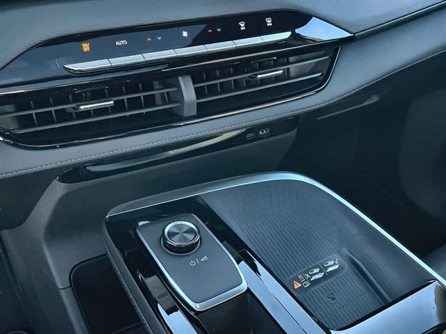 New 2026 Buick Enclave Sport Touring w/ Power Package image 18