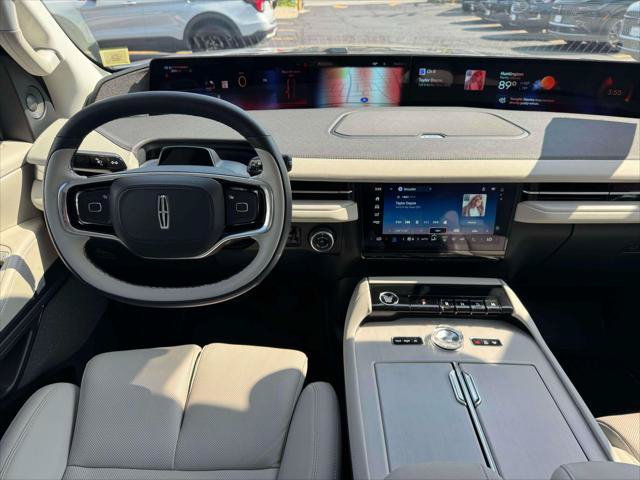 Used 2026 Lincoln Navigator L Reserve w/ Jet Appearance Package AWD/4WD image 20