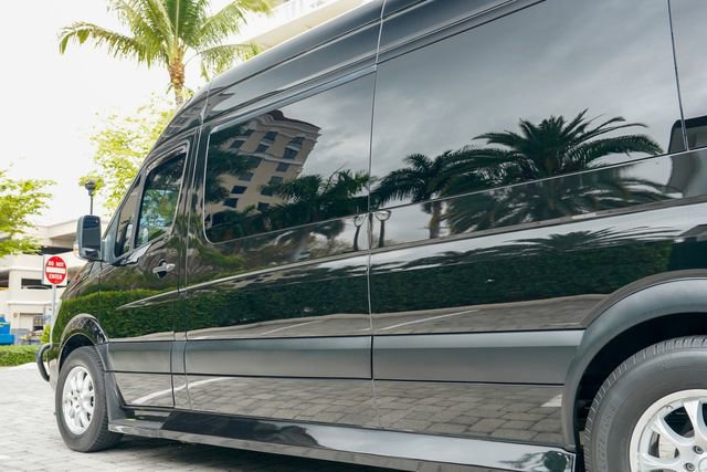 Used 2018 Mercedes-Benz Sprinter 3500 image 15