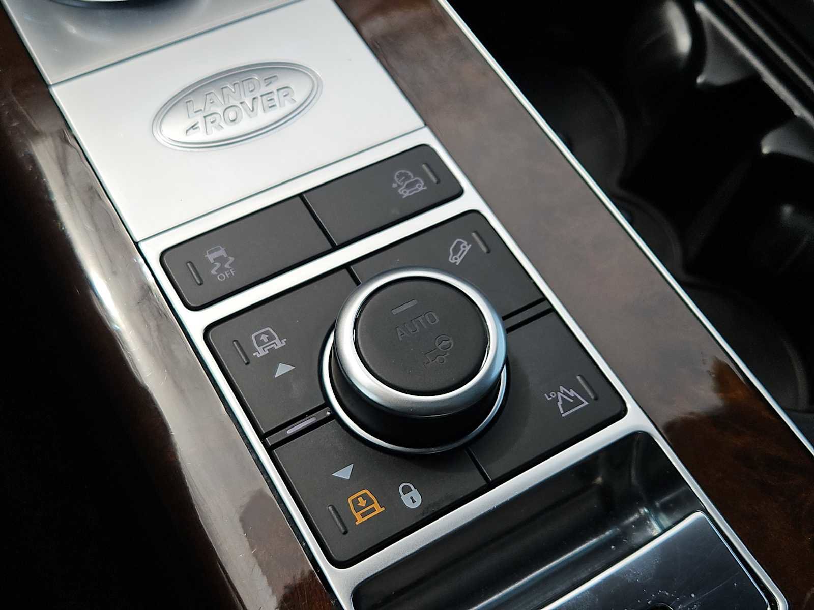 Used 2021 Land Rover Range Rover P525 Westminster Edition image 19