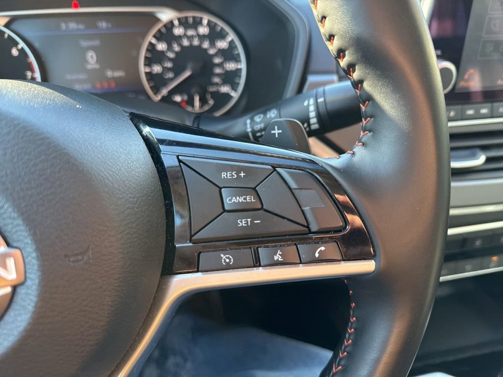 Used 2025 Nissan Altima 2.5 SR image 43