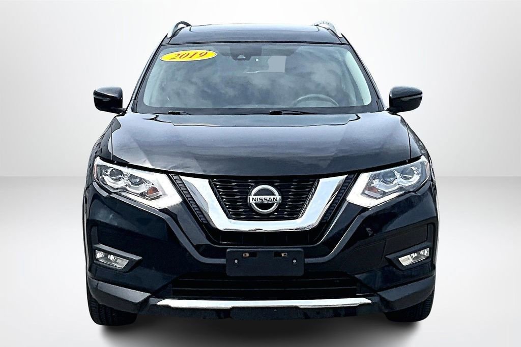 Used 2019 Nissan Rogue SL image 2