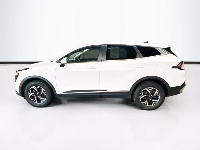 Used 2024 Kia Sportage LX AWD/4WD image 4