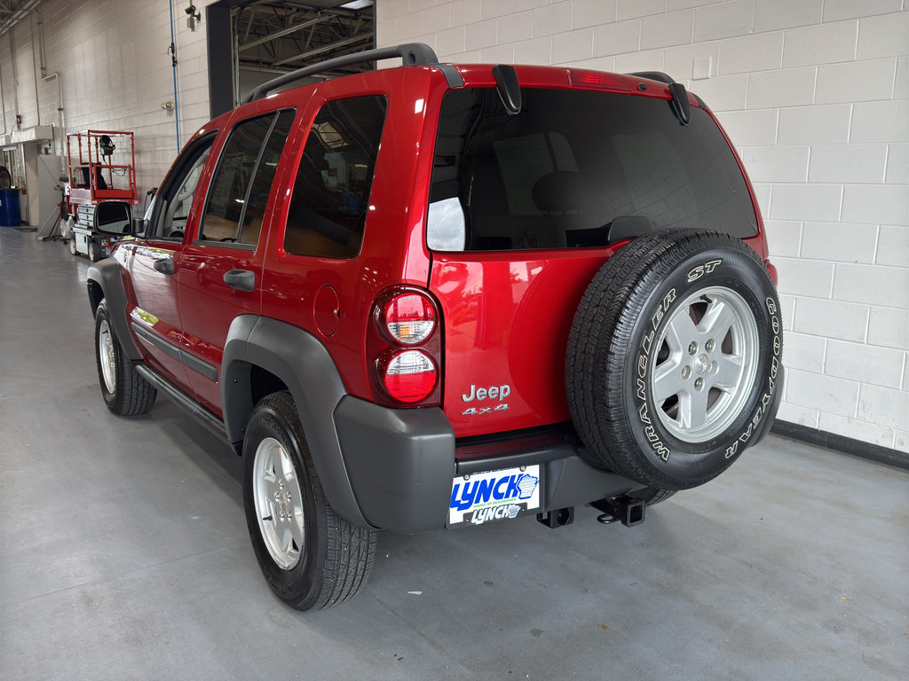 Used 2007 Jeep Liberty Sport AWD/4WD image 3