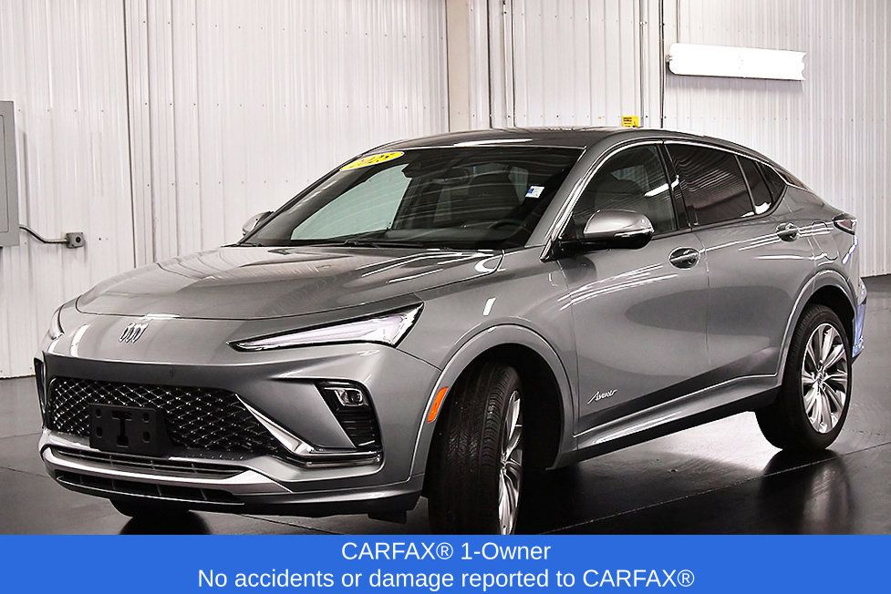 Used 2025 Buick Envista Avenir FWD image 3