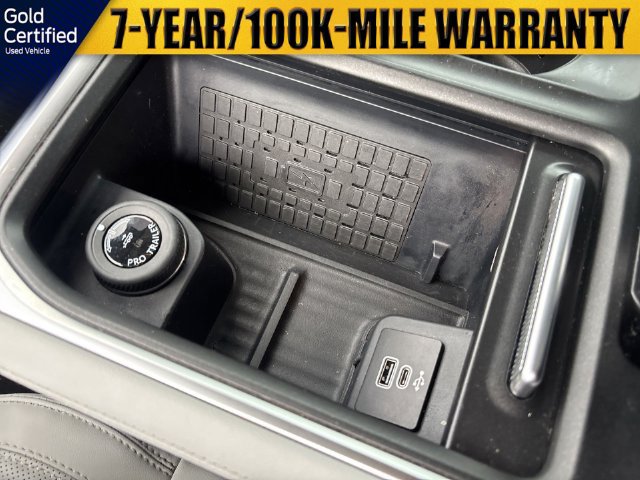 Used 2025 Ford Expedition Platinum w/ Driver's Package AWD/4WD image 31