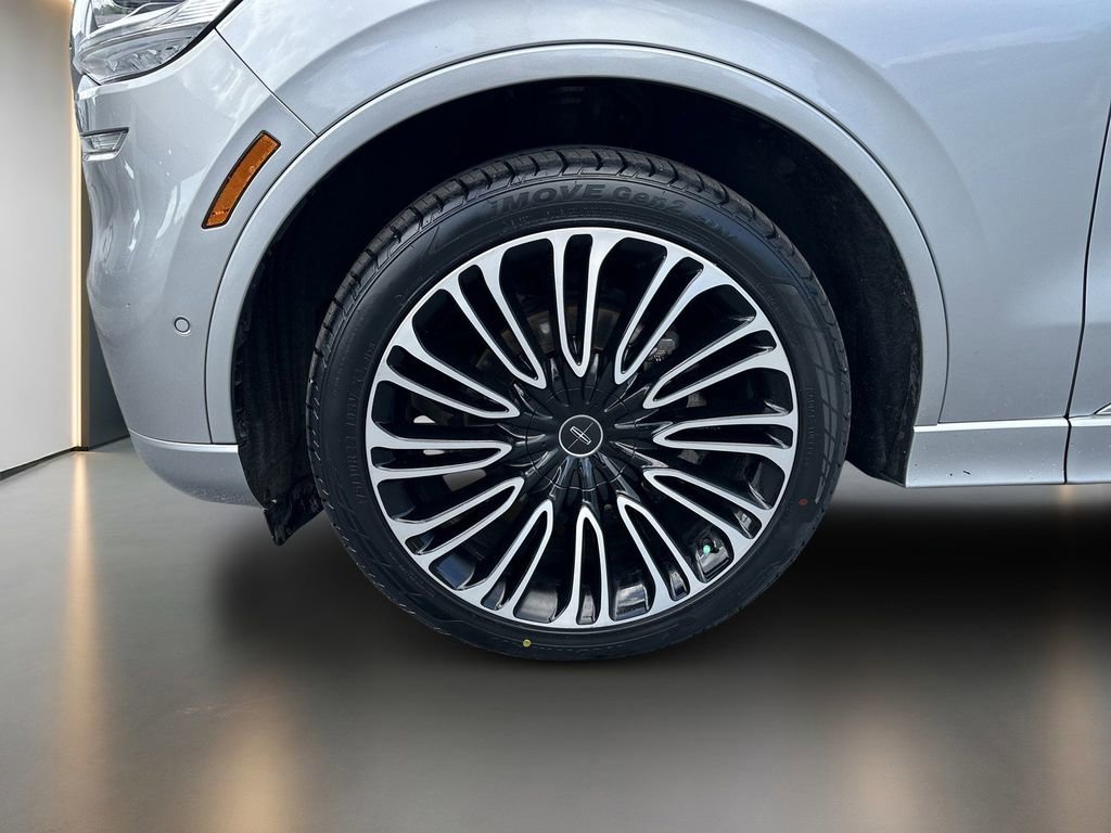 Used 2021 Lincoln Aviator Black Label w/ Dynamic Handling Package AWD/4WD image 10