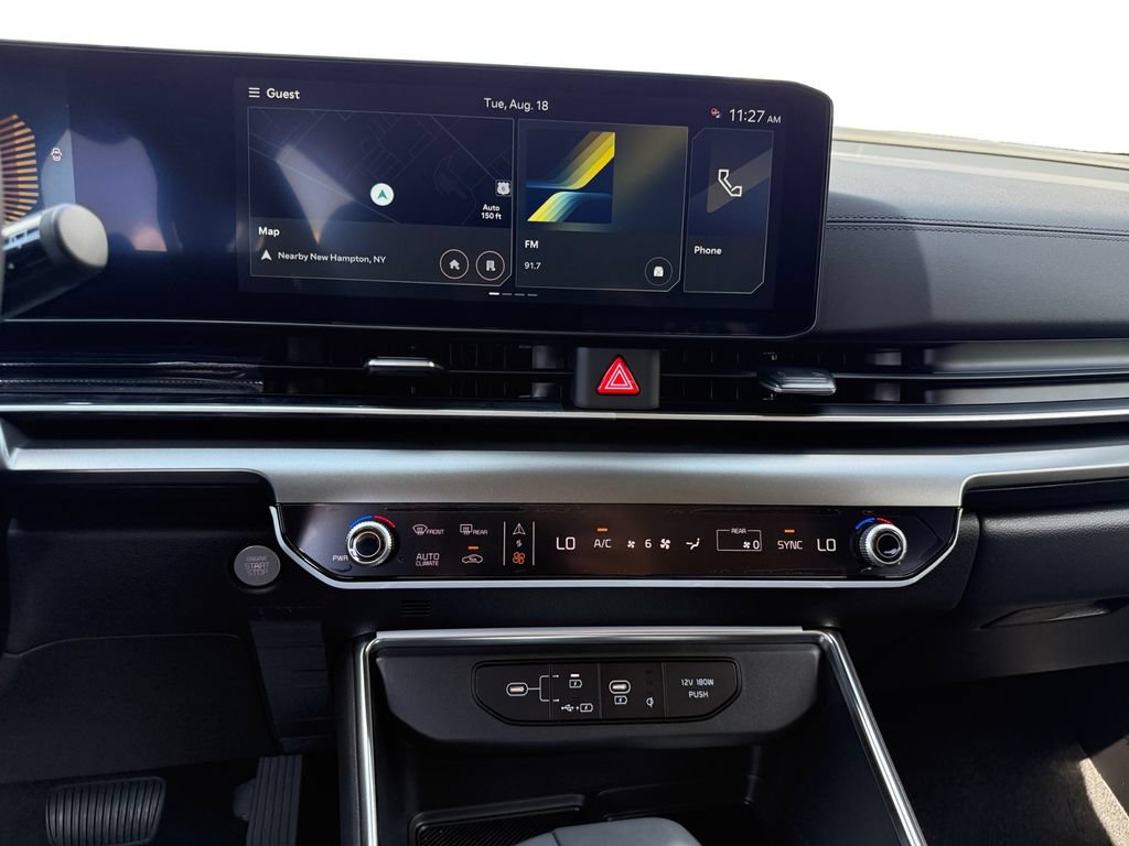 New 2027 Kia Carnival EX FWD image 11