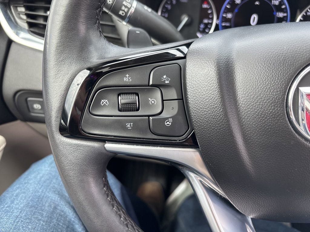 Used 2023 Buick Enclave Avenir w/ Avenir Technology Package AWD/4WD image 54