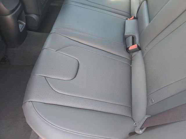 New 2026 Hyundai Elantra Limited FWD image 14