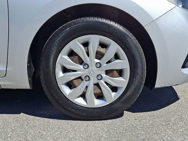 Used 2021 Hyundai Accent SE image 10