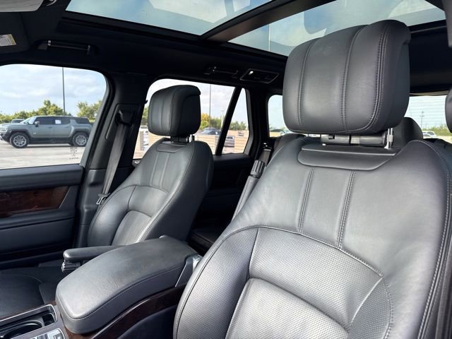 Used 2019 Land Rover Range Rover HSE image 15
