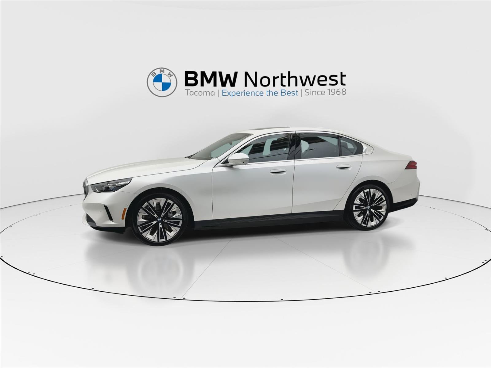 Used 2026 BMW i5 eDrive40 RWD image 10