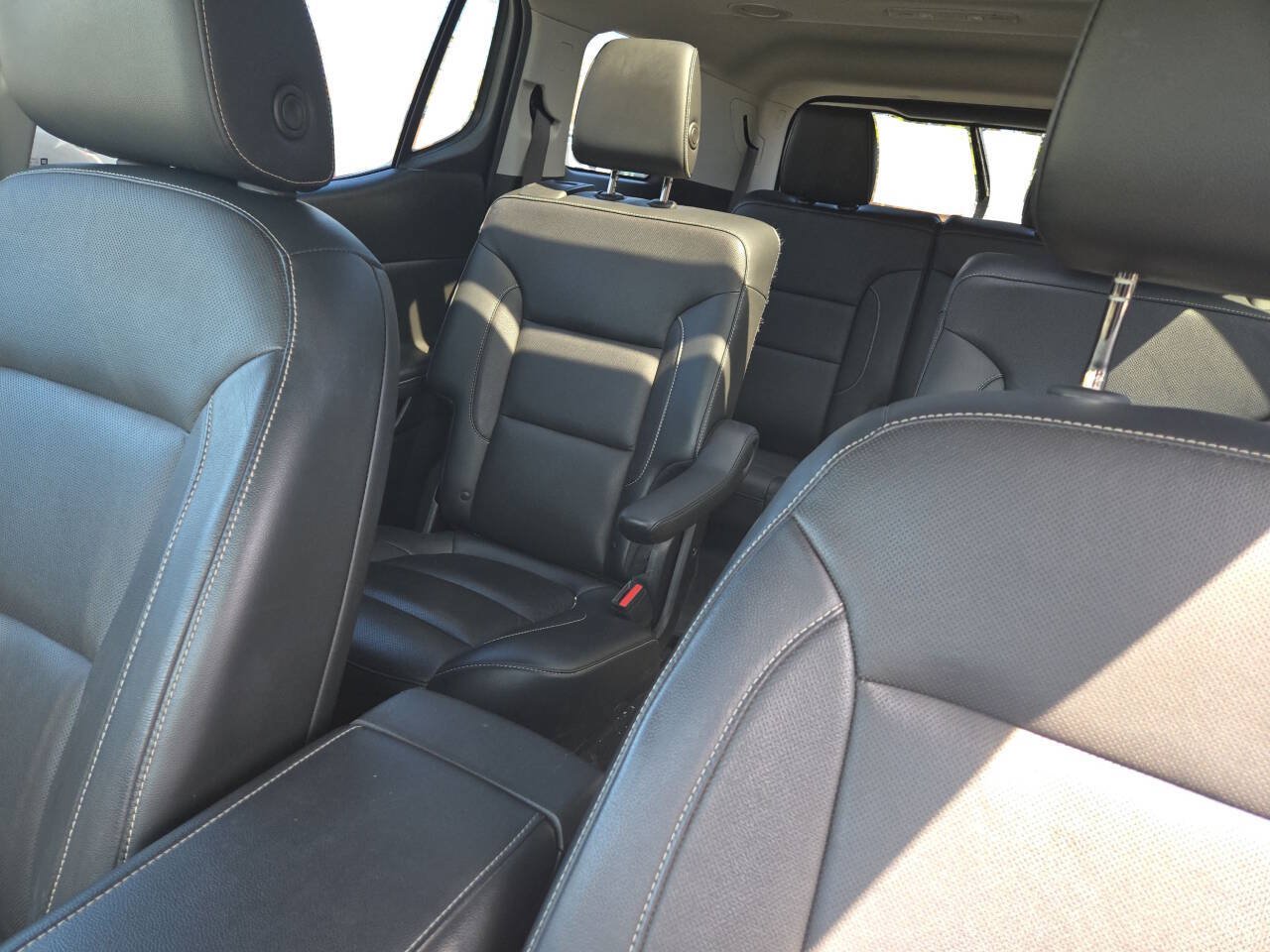 Used 2018 GMC Acadia SLT AWD/4WD image 15