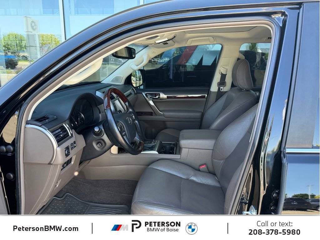 Used 2018 Lexus GX 460 Premium AWD/4WD image 14