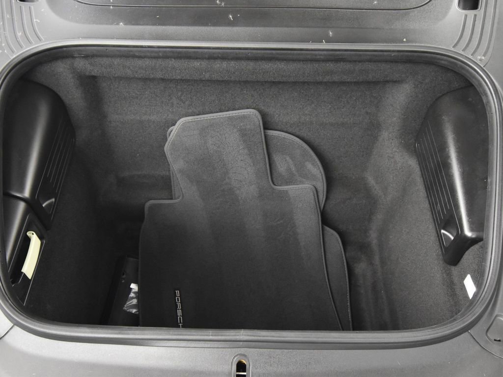 Used 2025 Porsche 718 Boxster image 23