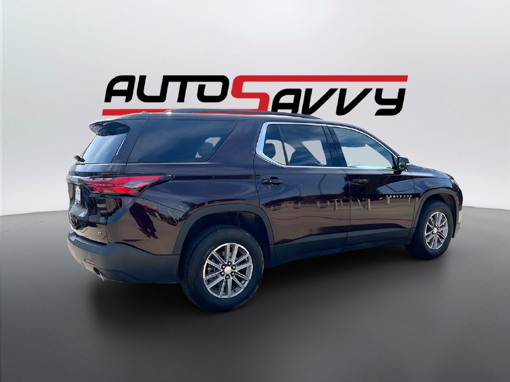 Used 2023 Chevrolet Traverse LT FWD image 7