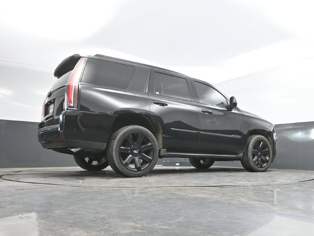 Used 2017 Cadillac Escalade Luxury AWD/4WD image 47