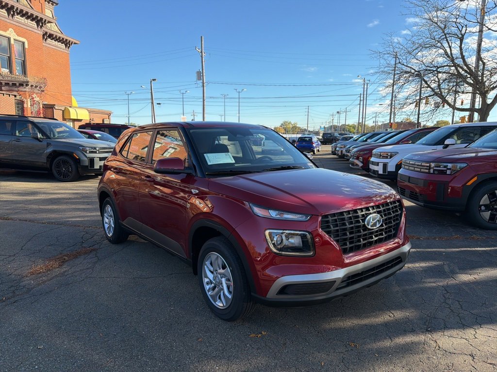 New 2026 Hyundai Venue SE