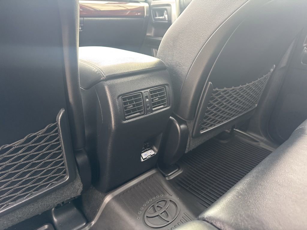 Used 2024 Toyota 4Runner Limited image 30