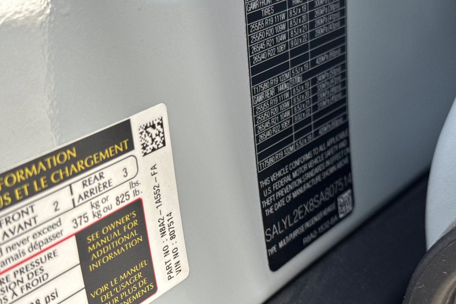 Used 2025 Land Rover Range Rover Velar Dynamic SE image 35