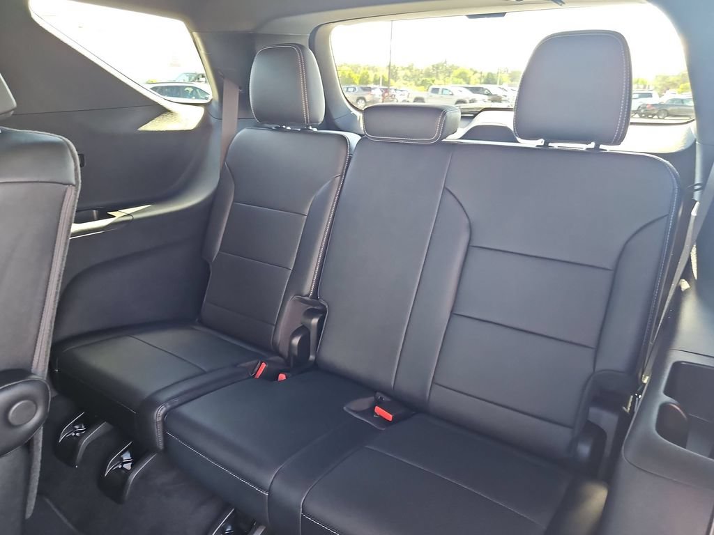 New 2026 Chevrolet Traverse LT w/ Enhanced Driving Package AWD/4WD image 33