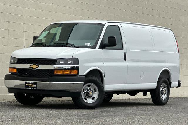 New 2026 Chevrolet Express 2500 w/ Driver Convenience Package RWD image 8