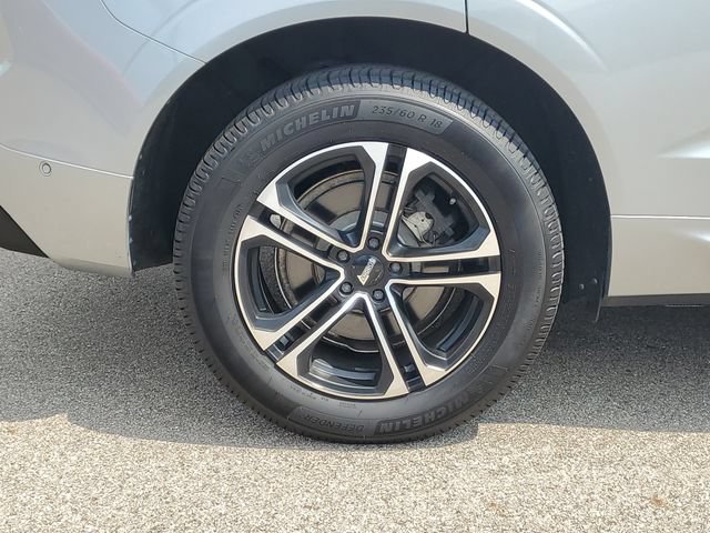 Used 2018 Volvo XC60 T6 Momentum w/ Convenience Package AWD/4WD image 5