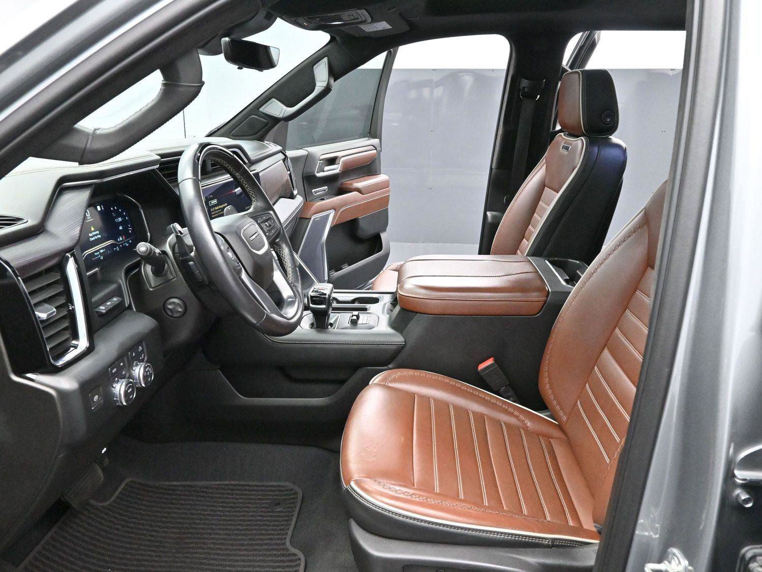 Used 2023 GMC Sierra 1500 Denali Ultimate image 13