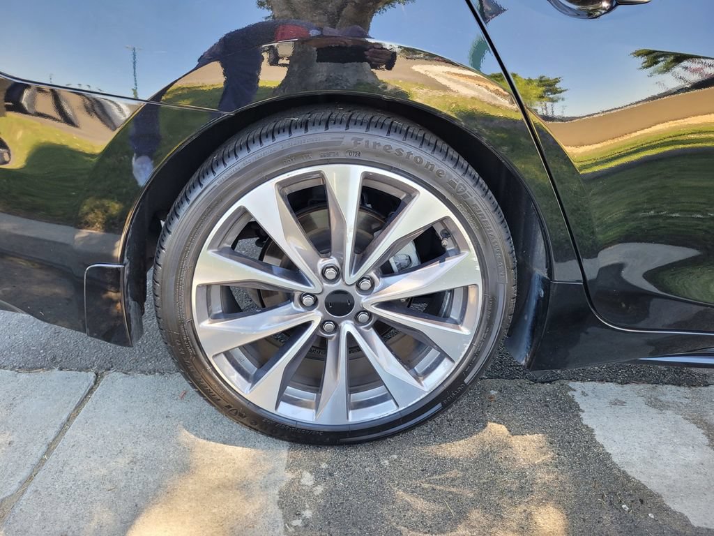 Used 2022 Nissan Maxima Platinum w/ Sport Mat Group FWD image 38