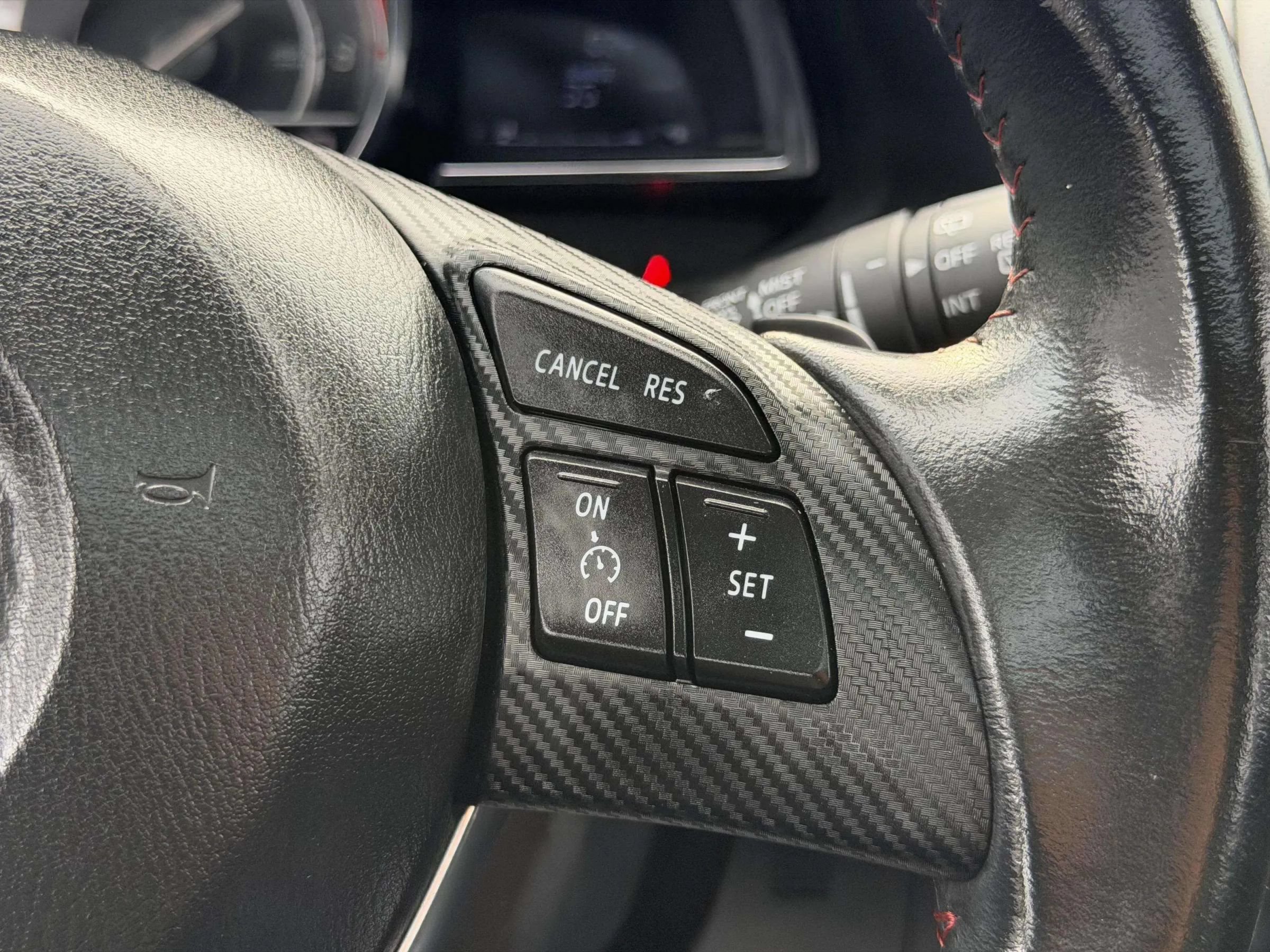 Used 2014 MAZDA MAZDA3 s Grand Touring FWD image 36