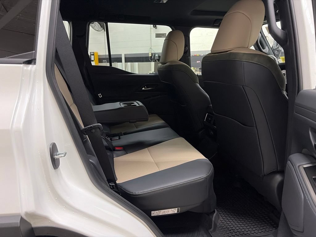 New 2026 Lexus GX 550 AWD/4WD image 11