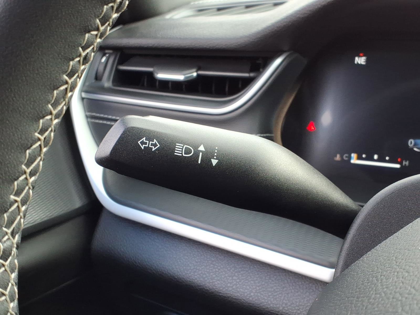 Used 2023 Jeep Grand Cherokee L Laredo AWD/4WD image 32
