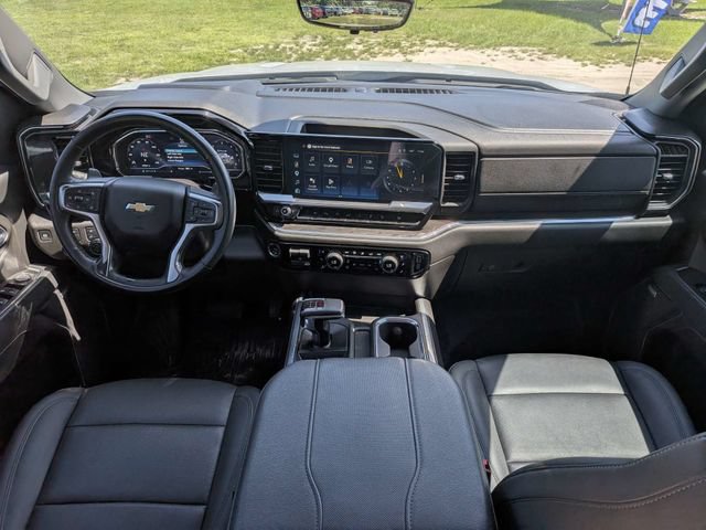 Used 2025 Chevrolet Silverado 1500 LTZ w/ Technology Package AWD/4WD image 15