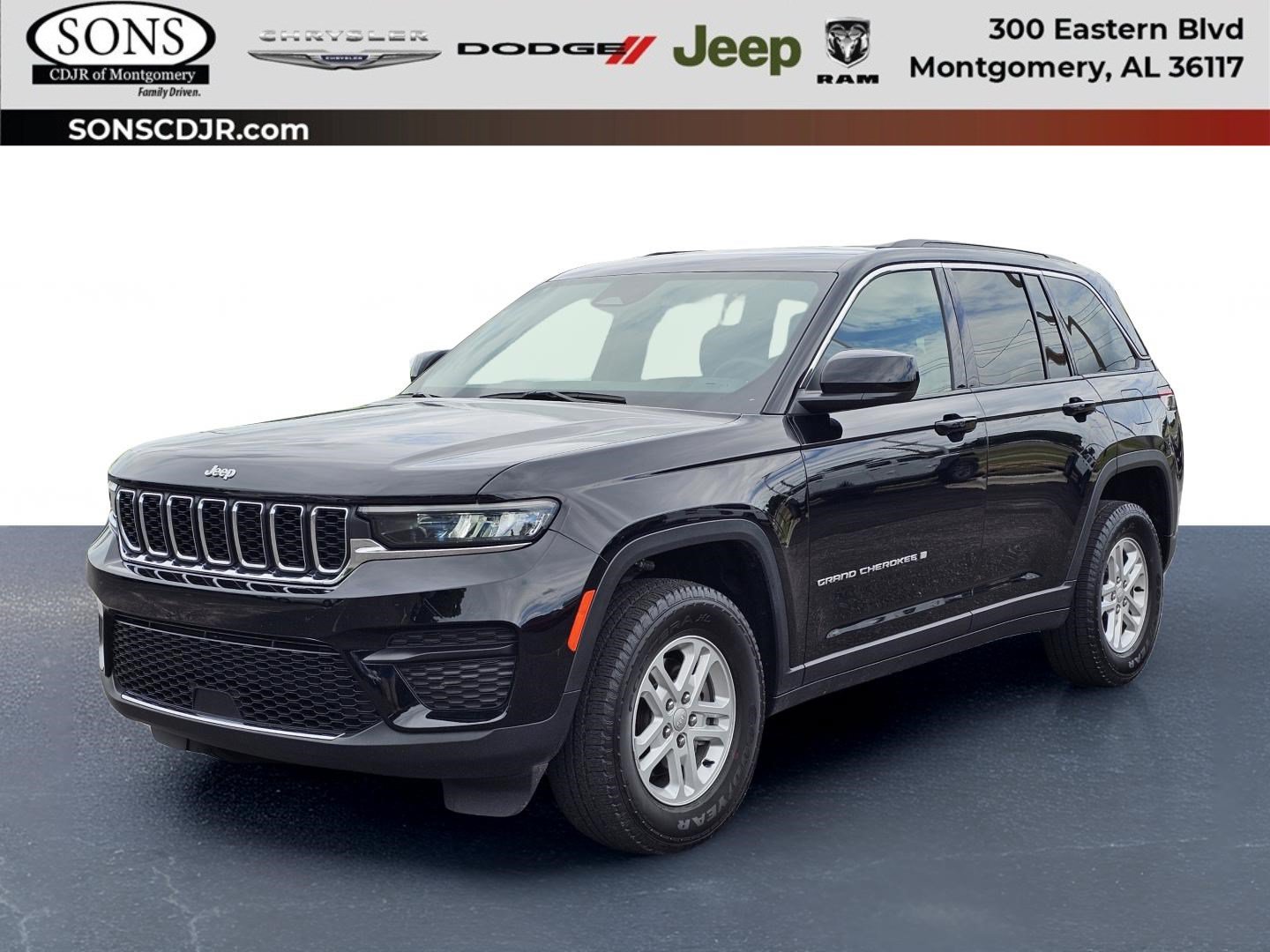 Used 2024 Jeep Grand Cherokee Laredo