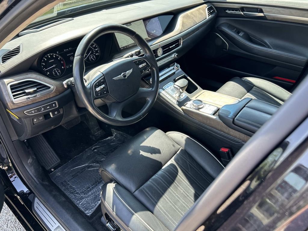 Used 2021 Genesis G90 3.3T Premium image 14