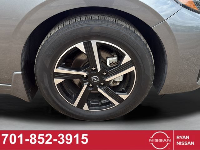 Certified 2024 Nissan Sentra SV FWD image 29