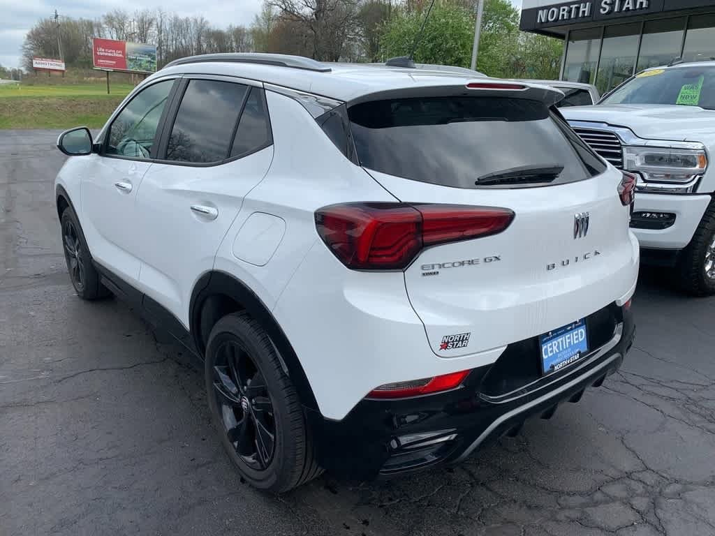 Used 2024 Buick Encore GX Sport Touring AWD/4WD image 3