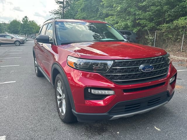 Used 2022 Ford Explorer XLT w/ Equipment Group 202A RWD image 3