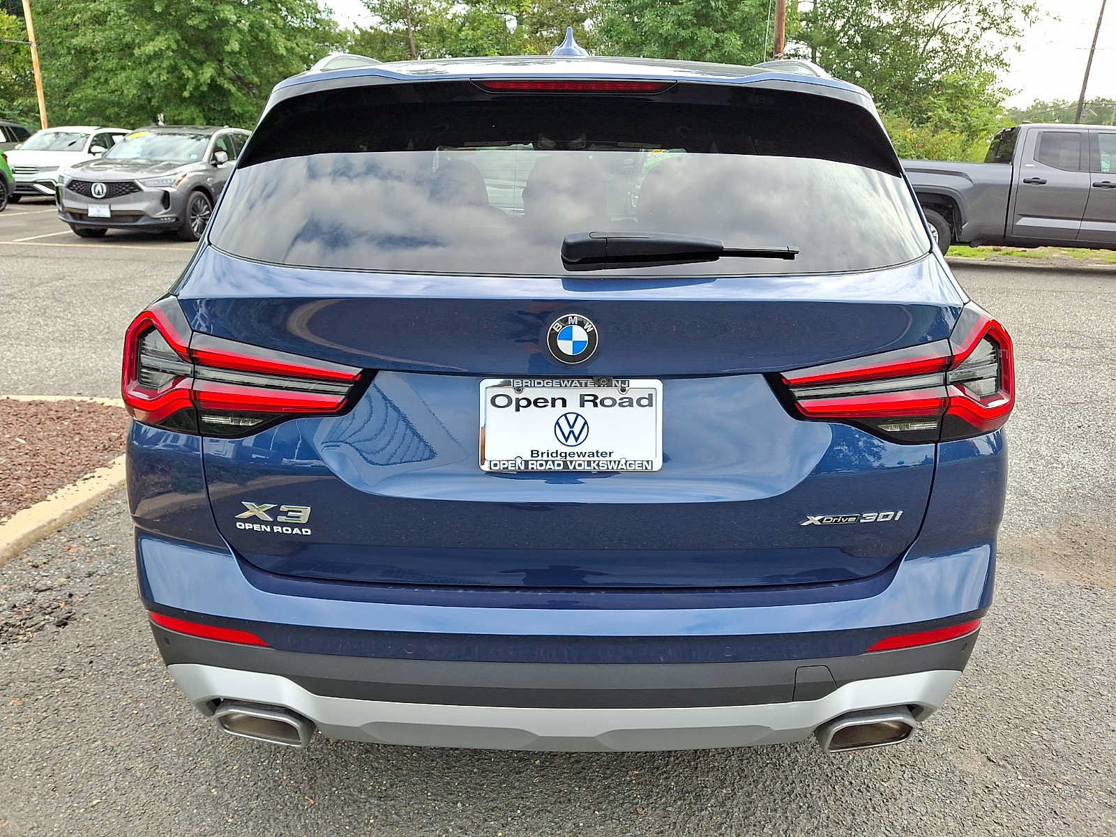 Used 2023 BMW X3 xDrive30i w/ Premium Package w/ZPA AWD/4WD image 5