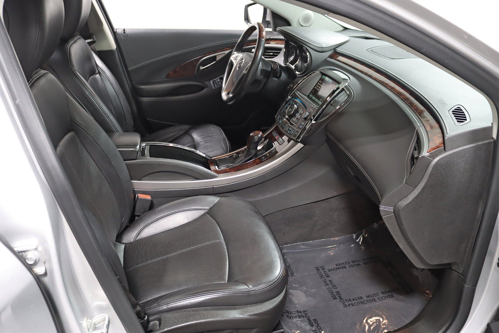 Used 2012 Buick LaCrosse Touring FWD image 30
