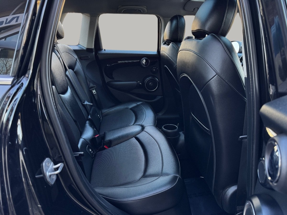 Used 2015 MINI Cooper S FWD image 18