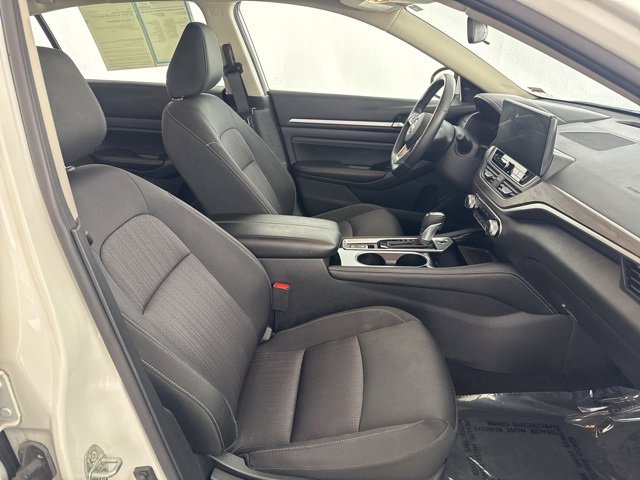 Used 2023 Nissan Altima 2.5 SV w/ SV Premium Package image 20